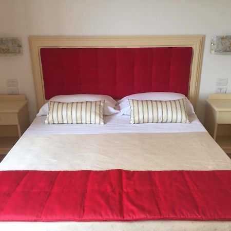 Il Salice Hotel Civitella Del Tronto ภายนอก รูปภาพ