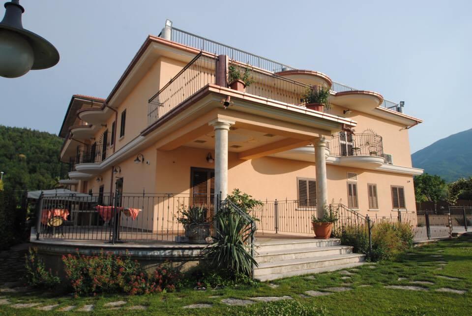 Il Salice Hotel Civitella Del Tronto ภายนอก รูปภาพ