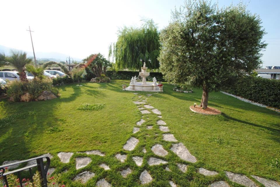 Il Salice Hotel Civitella Del Tronto ภายนอก รูปภาพ