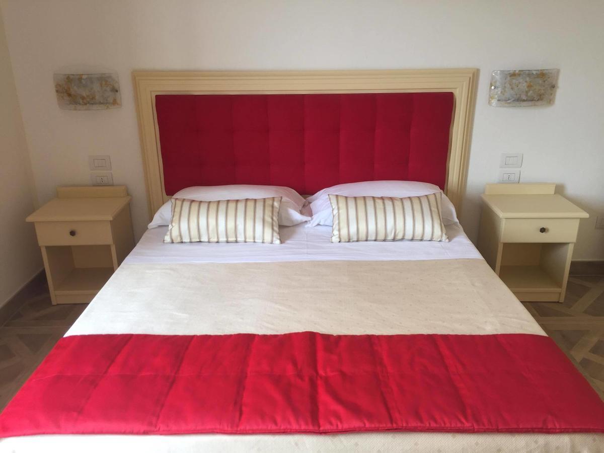 Il Salice Hotel Civitella Del Tronto ภายนอก รูปภาพ